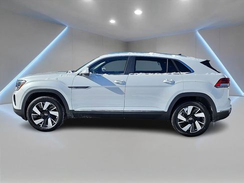 New 2024 Volkswagen Atlas Cross Sport SEL image 4