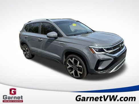 Used 2023 Volkswagen Taos SEL image 8