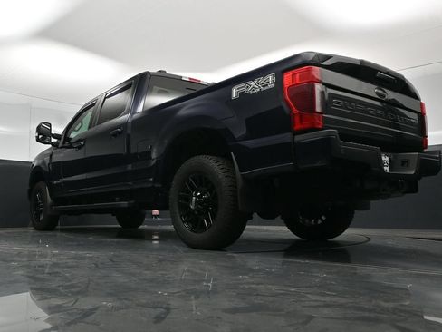 Used 2022 Ford F250 Lariat w/ Black Appearance Package AWD/4WD image 55
