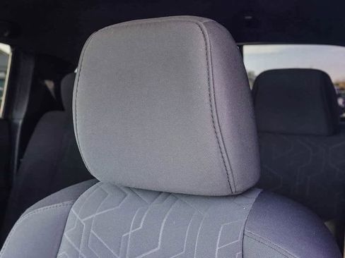 Used 2019 Toyota Tacoma TRD Sport image 23