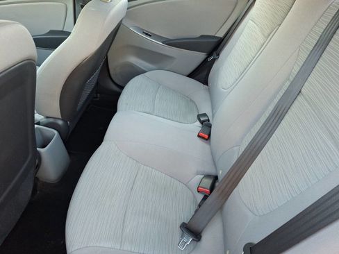 Used 2016 Hyundai Accent SE image 6