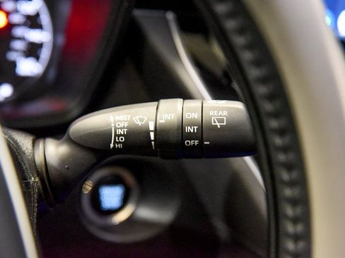 Used 2023 Toyota Corolla Cross LE image 24