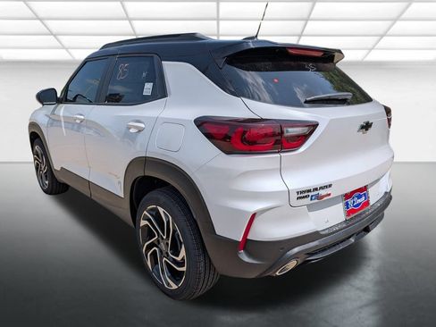 New 2026 Chevrolet TrailBlazer RS w/ Convenience Package AWD/4WD image 2