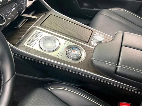 Used 2021 Genesis GV80 2.5T w/ Advanced Package 02 image 16