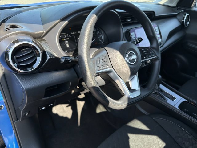 Used 2024 Nissan Kicks SV w/ Interior Electronics Package FWD image 14