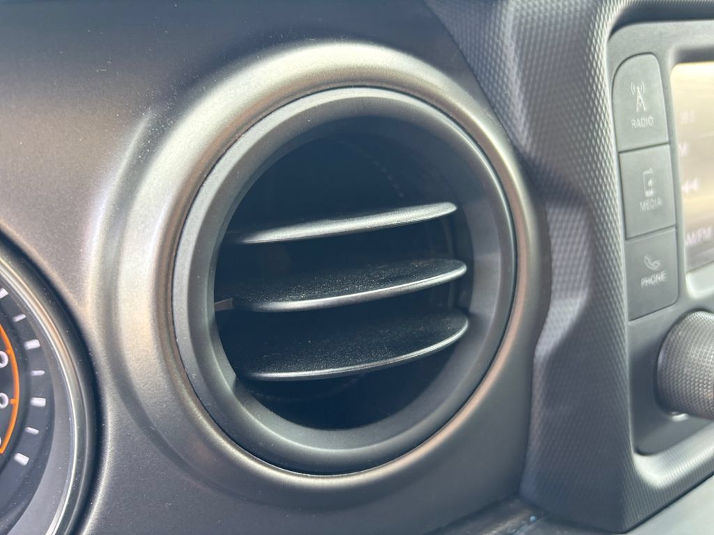Used 2021 Jeep Gladiator Sport AWD/4WD image 13