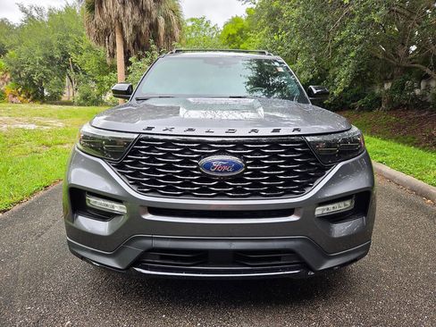 Used 2022 Ford Explorer ST-Line RWD image 2