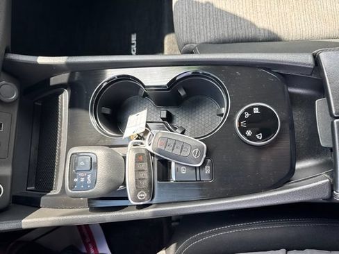 Certified 2023 Nissan Rogue SV AWD/4WD image 25