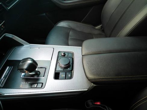 Used 2024 MAZDA CX-90 3.3 Turbo w/ Preferred Plus AWD/4WD image 43