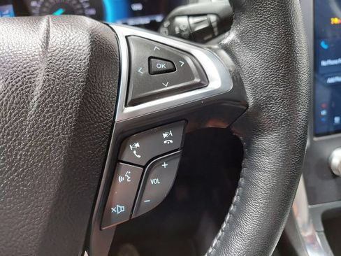 Used 2022 Ford Edge Titanium AWD/4WD image 31