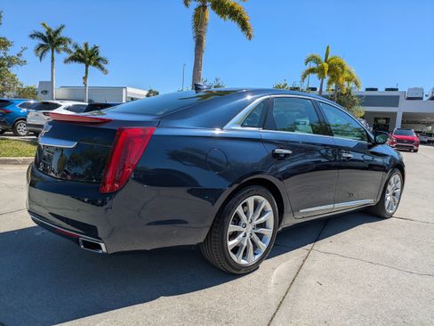 Used 2017 Cadillac XTS Luxury w/ Driver Awareness Package FWD image 4
