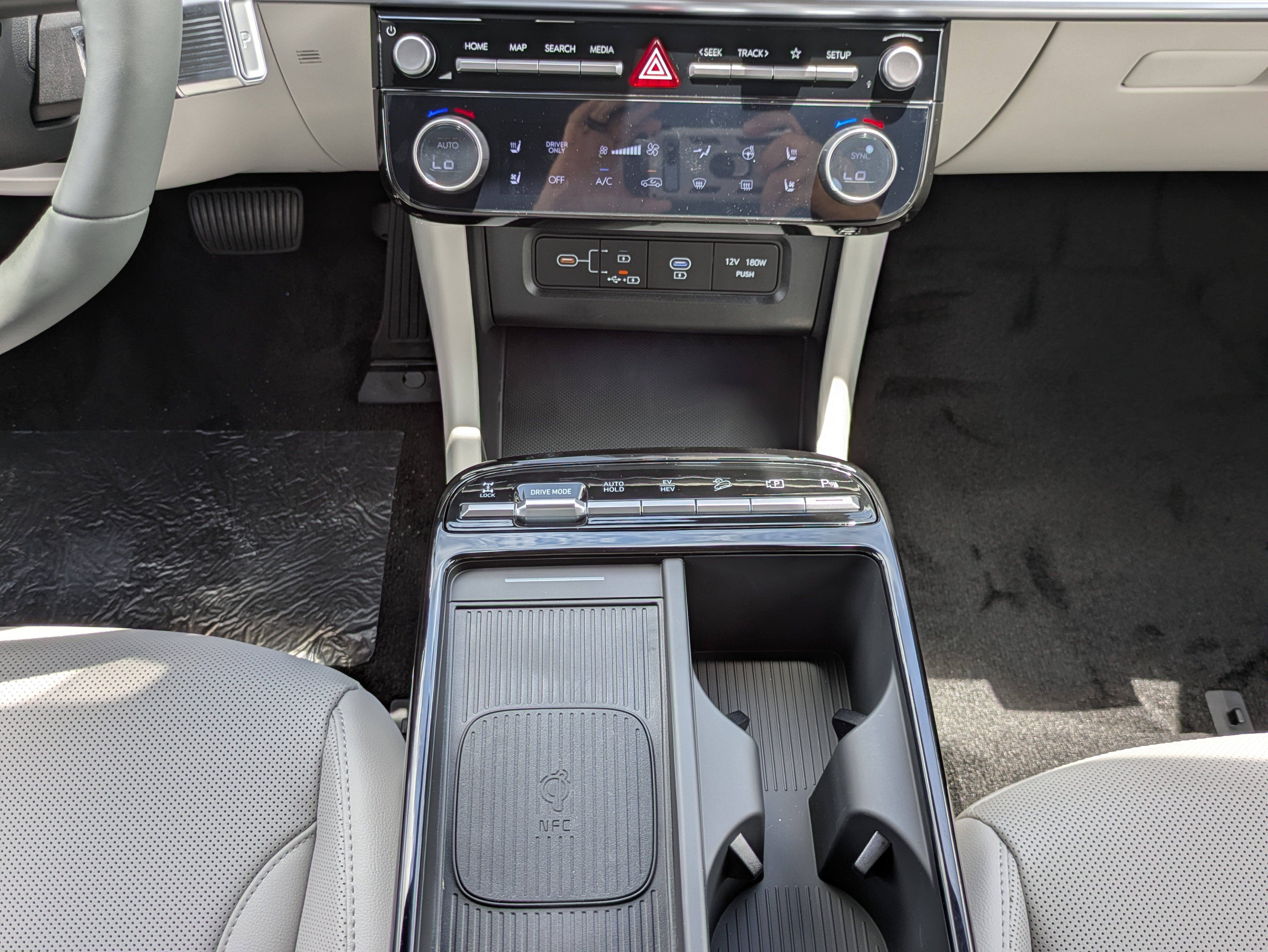 New 2026 Hyundai Tucson Limited AWD/4WD image 18
