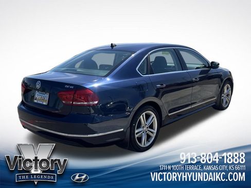 Used 2015 Volkswagen Passat 1.8T FWD image 5