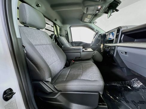 Used 2023 Ford F250 XL w/ STX Appearance Package AWD/4WD image 23