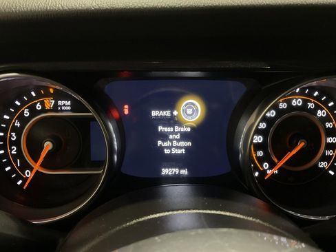 Used 2022 Jeep Wrangler Unlimited Sahara image 15