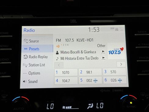 Used 2020 Toyota Camry XLE image 34