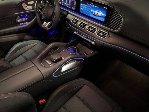 New 2026 Mercedes-Benz GLS 63 AMG 4MATIC image 16