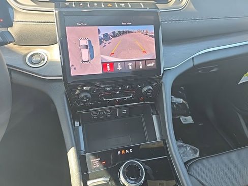 New 2025 Jeep Grand Cherokee L Limited w/ Luxury Tech Group II AWD/4WD image 24