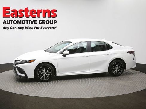 Used 2024 Toyota Camry SE FWD image 59