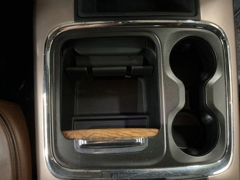 Used 2017 RAM 1500 Laramie Longhorn w/ Convenience Group image 23