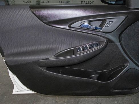 Used 2020 Chevrolet Malibu LS w/ LPO, Convenience Package 2 image 10