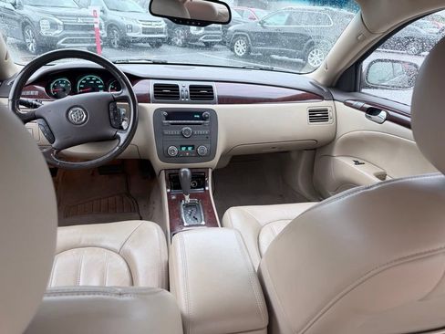 Used 2010 Buick Lucerne CXL w/ Driver Confidence Package FWD image 5