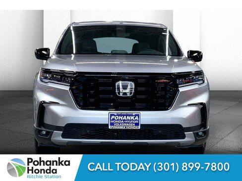 New 2025 Honda Pilot TrailSport image 3