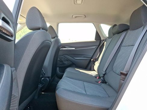 New 2026 Kia Seltos LX FWD image 6