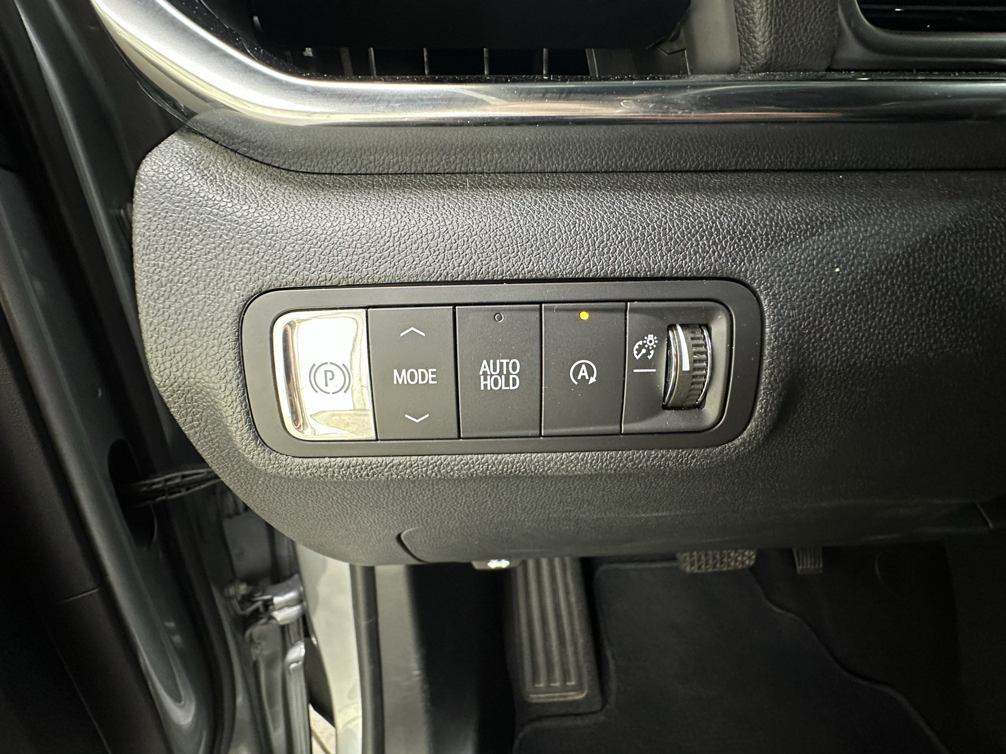 Used 2026 GMC Terrain Elevation FWD image 25