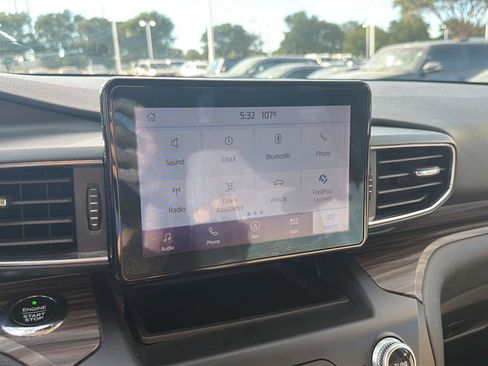 Used 2020 Ford Explorer Limited RWD image 26