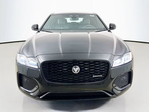 Used 2024 Jaguar XF R-Dynamic SE AWD/4WD image 2