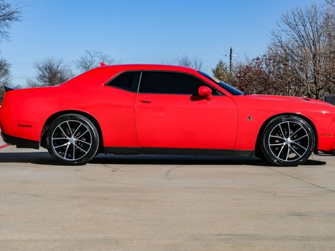 Used 2016 Dodge Challenger R/T Scat Pack image 6