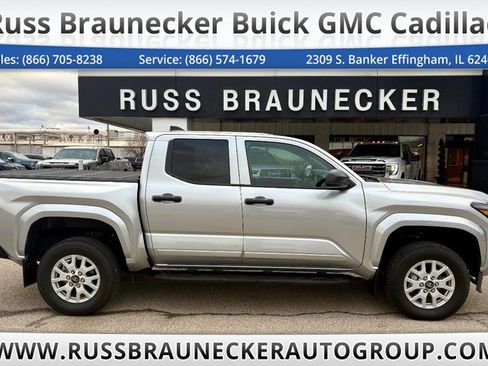 Used 2024 Toyota Tacoma SR image 1