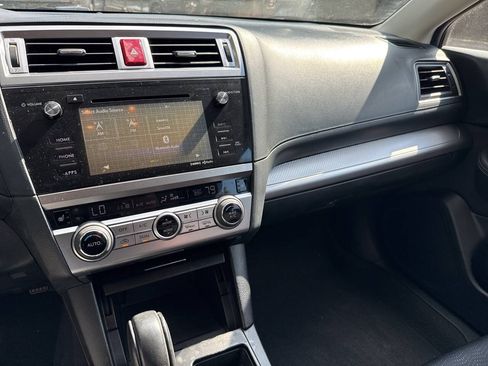 Used 2015 Subaru Legacy 2.5i Premium w/ Moonroof Package AWD/4WD image 14