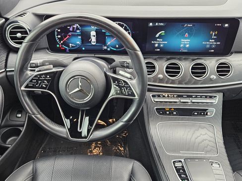 Used 2021 Mercedes-Benz E 350 Sedan image 18