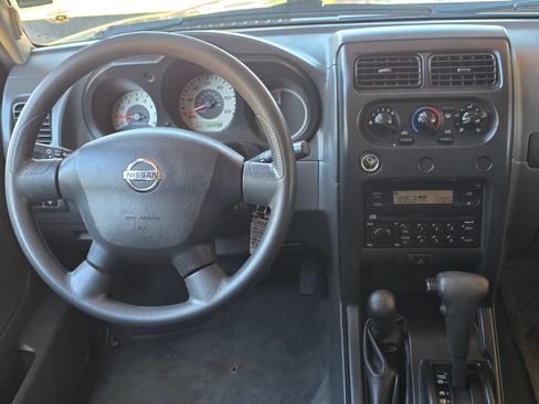 Used 2004 Nissan Xterra XE w/ (Tow) Tow Pkg AWD/4WD image 10