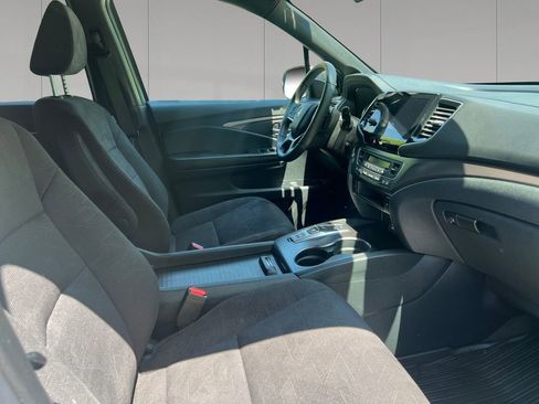 Used 2022 Honda Pilot Sport image 17