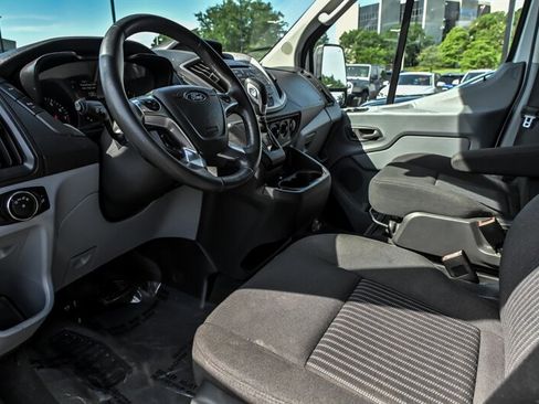 Used 2016 Ford Transit 150 XLT RWD image 9
