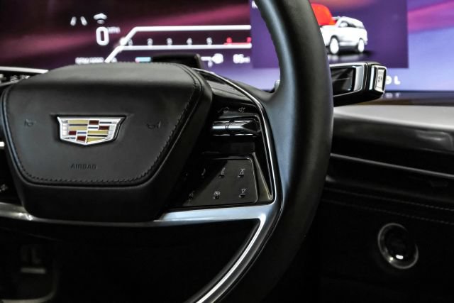 Used 2025 Cadillac Escalade Sport Platinum AWD/4WD image 20