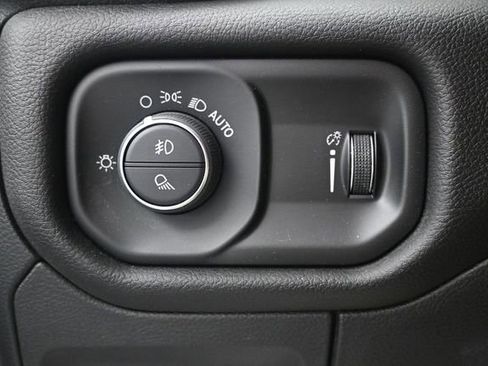 Used 2023 RAM 1500 Big Horn AWD/4WD image 8
