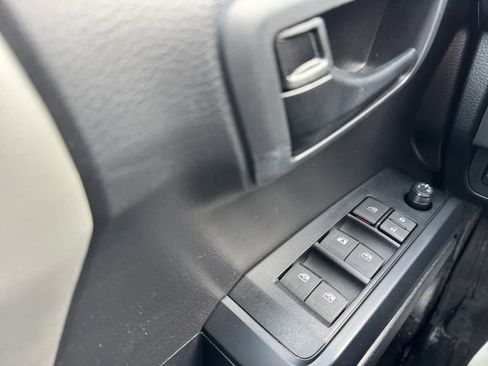 Used 2023 Toyota Tacoma SR image 16