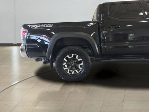 Used 2023 Toyota Tacoma TRD Off-Road image 30