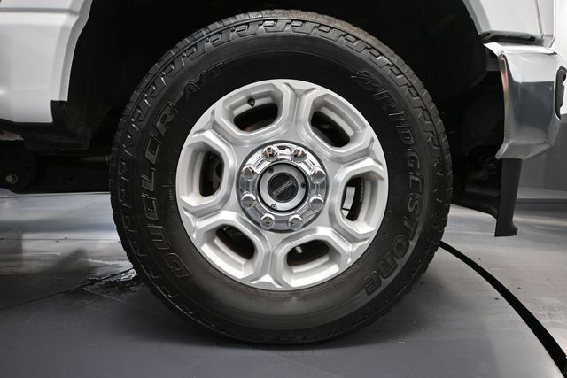 Used 2025 Ford F250 XLT w/ FX4 Off-Road Package AWD/4WD image 12