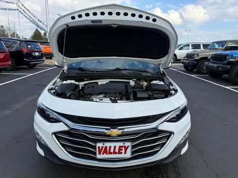 Used 2023 Chevrolet Malibu LT image 49