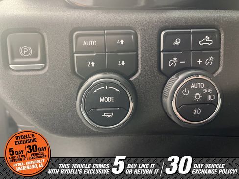 Used 2024 Chevrolet Silverado 2500 High Country w/ High Country Premium Package image 29