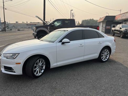 Used 2019 Audi A4 2.0T Premium w/ Convenience Package FWD image 3