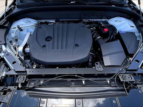 New 2026 Volvo XC60 B5 Plus w/ Protection Package Premier image 23