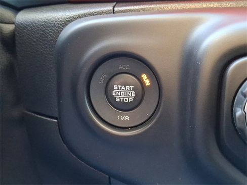 Used 2021 Jeep Gladiator Rubicon image 24