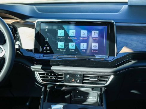 New 2026 Volkswagen Atlas SE image 21