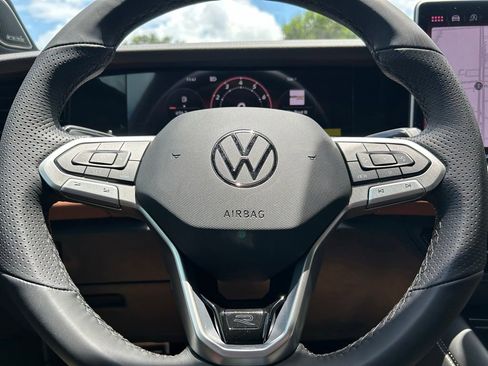 New 2026 Volkswagen Tiguan SEL R-Line AWD/4WD image 24